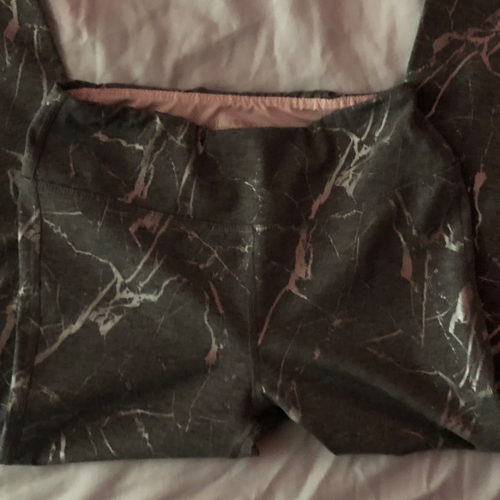Splatter pattern Marika barley worn leggings